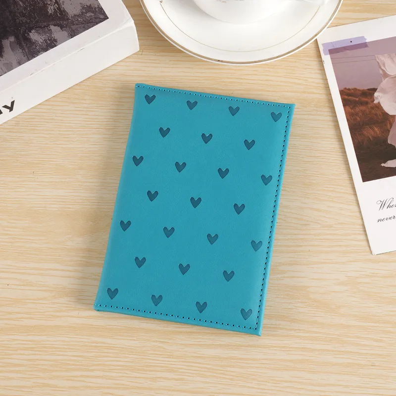 Leather Passport Cover - 귀여운 하트 프린트 여권 커버 여성용